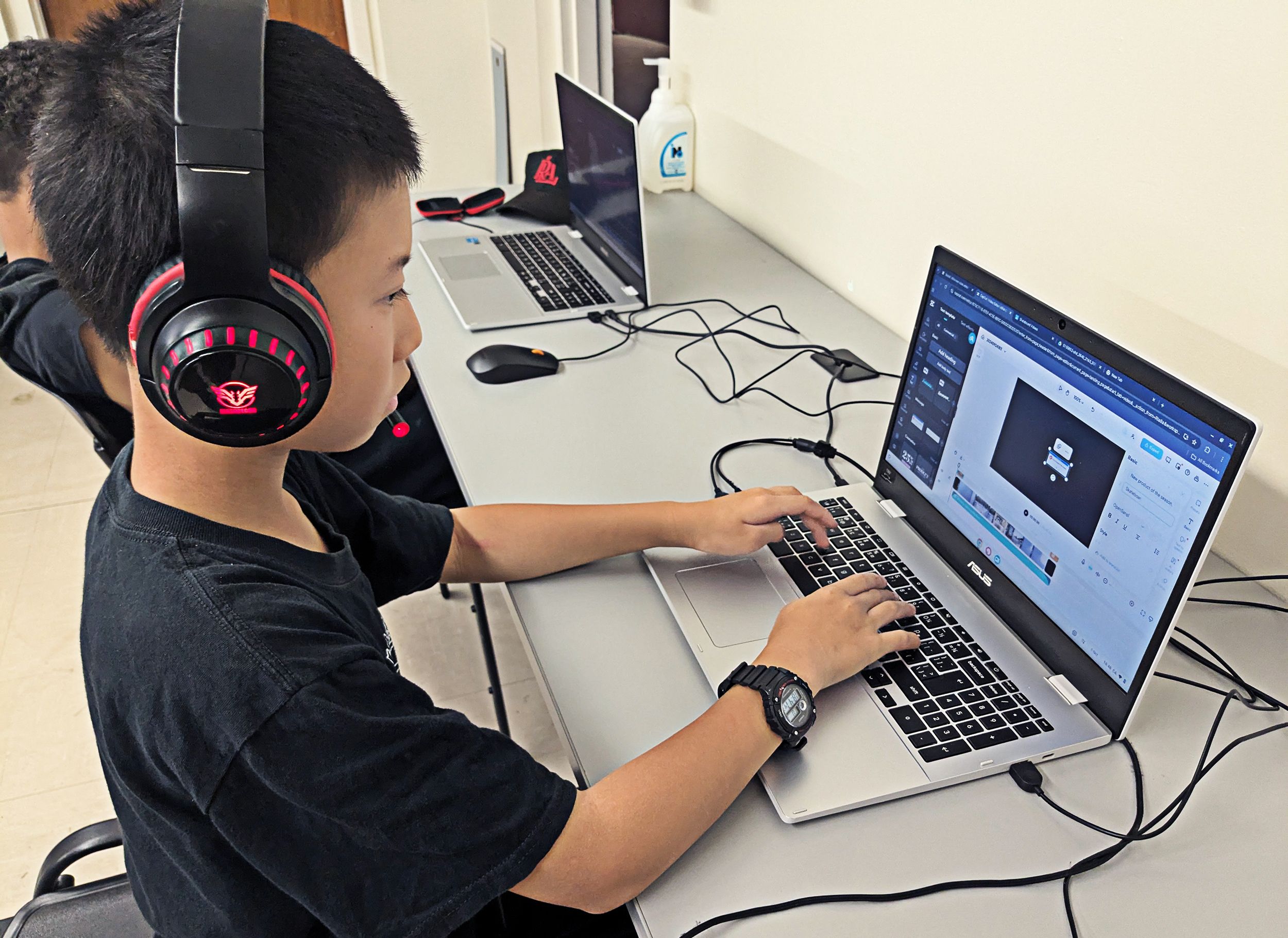 You are currently viewing Student Spotlight – A Coy Media Club
